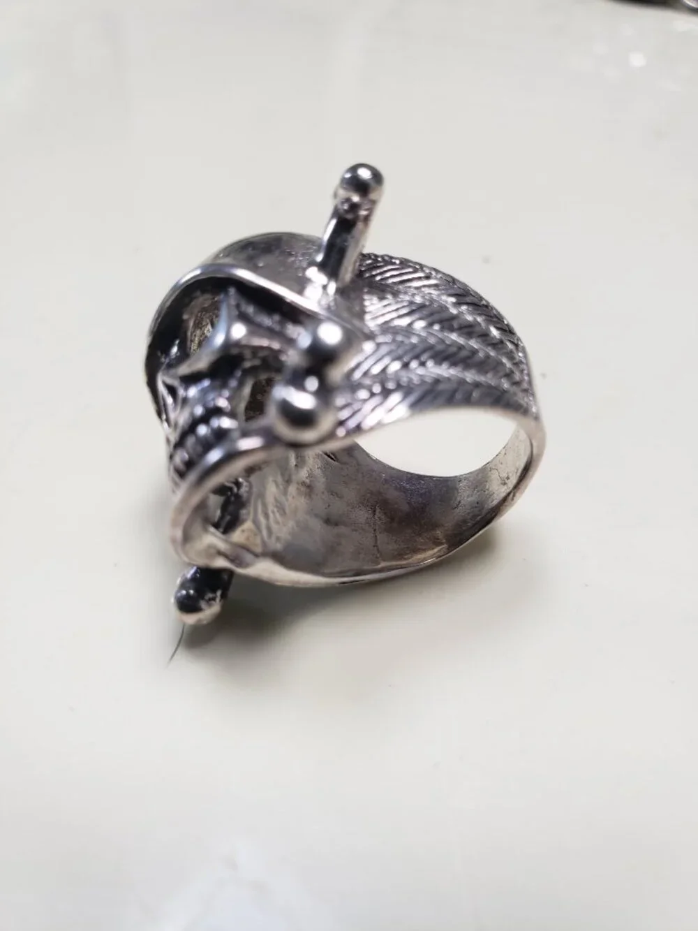 G&S Skull & Crossbones Biker Ring Size 6.25 Silver Tone 1987 vintage